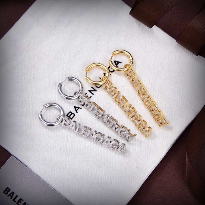 Ba*len*cia*ga earrings